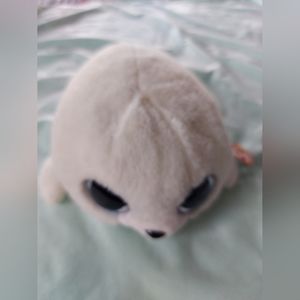 ❤️💙4 Listings for $20❤️💙 Icy Beanie Boo